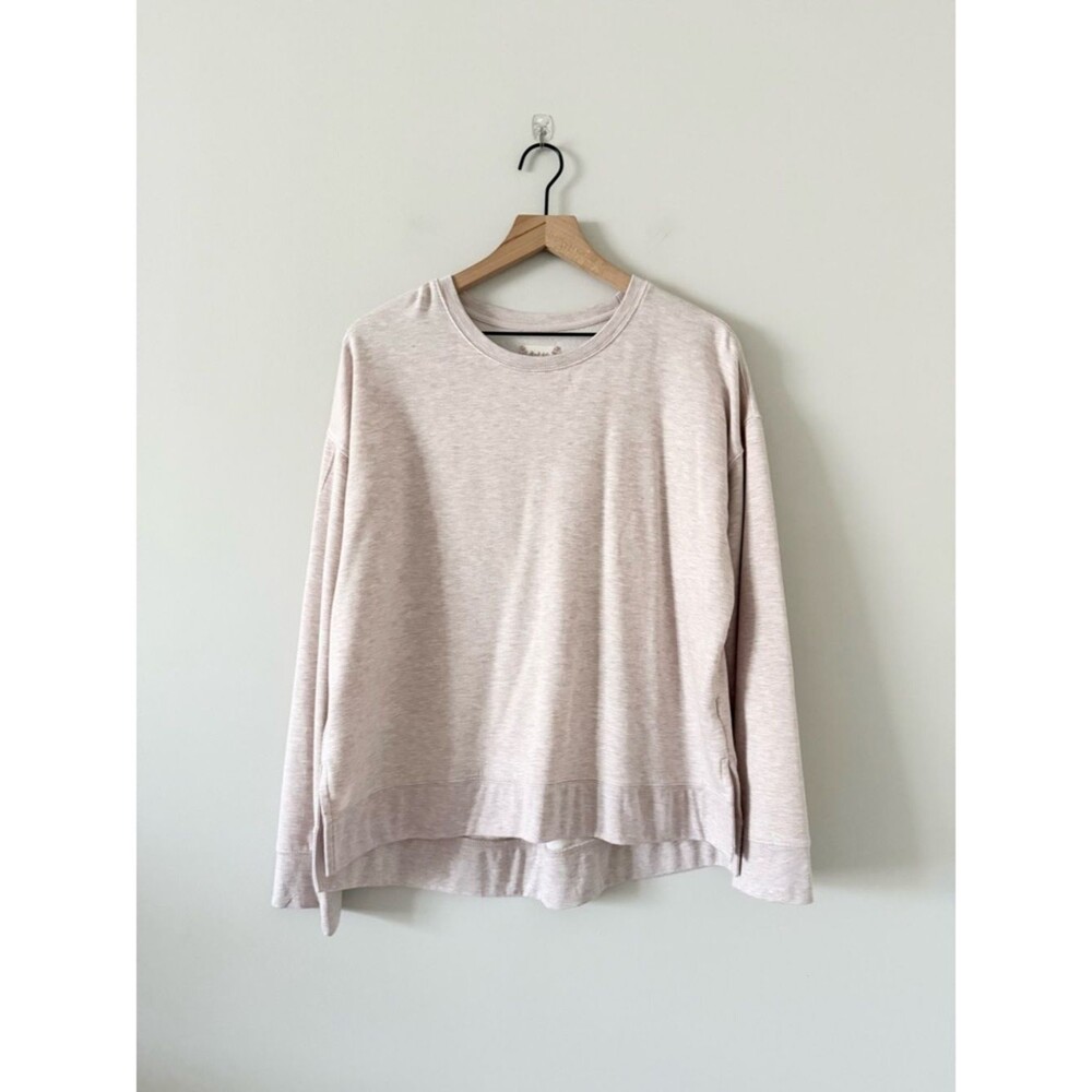 Altar'd State Lightweight Long Sleeve Sweatshirt Tunic in Heathered Tan Size L